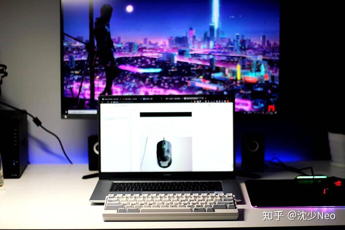 Keyboard connected to laptop wirelessly