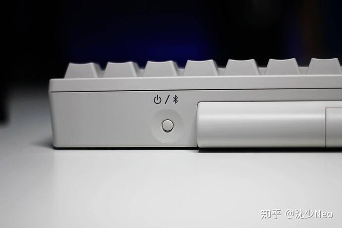 Physical power/Bluetooth switch